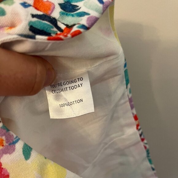 Yllw The Label Floral Crop Top - Size Smal NWT - Picture 5 of 5